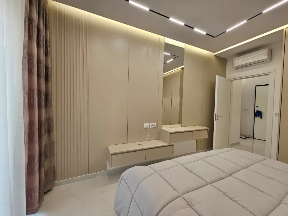 Tirane, jepet me qera apartament 1+1 Kati 6, 78 m² 800 € (Zogu I Zi)