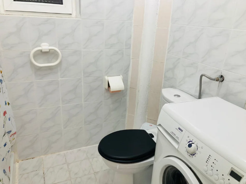Tirane, jap me qera apartament 1+1 Kati 2, 58 m² 500 € ("Bulevardi Bajram Curri")