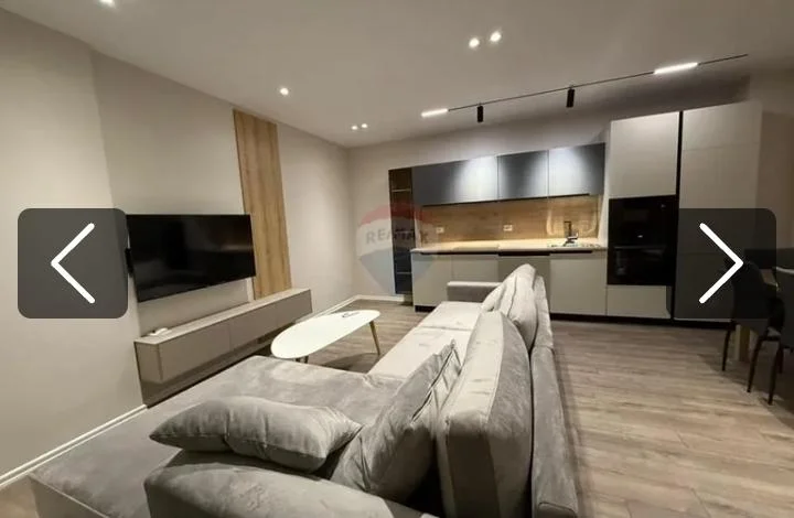 Shitet apartament 1+1 Kati 5, 18.500.000 €