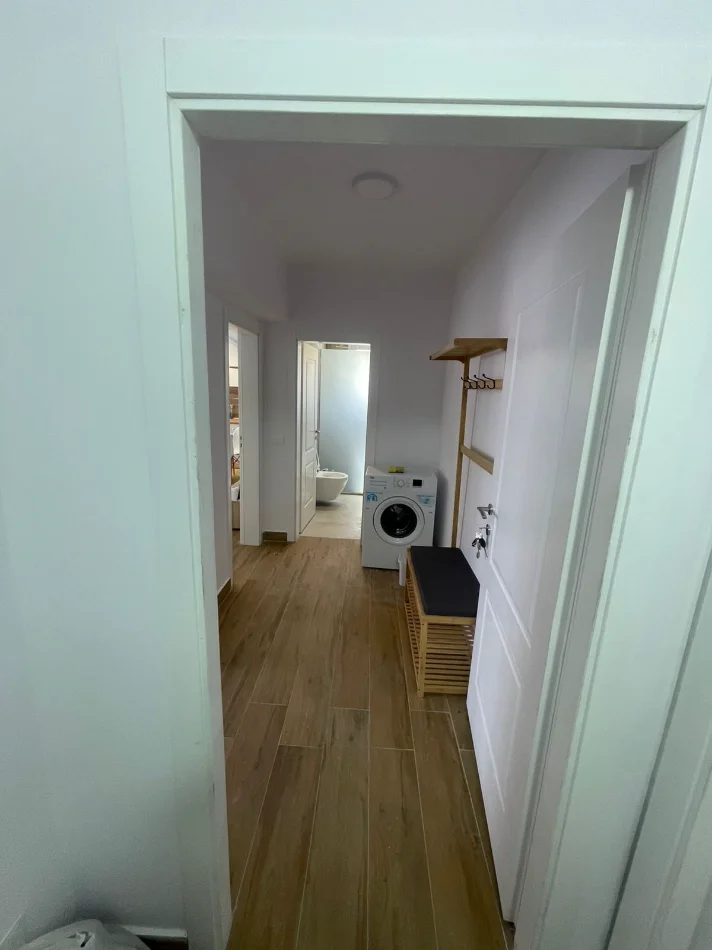 Vlore, jepet me qera apartament 1+1 Kati 2, 365 € 