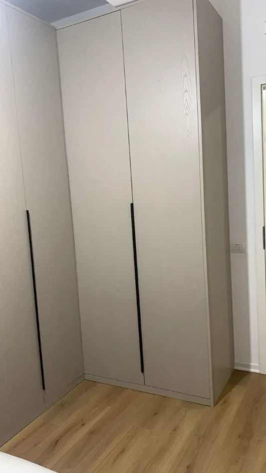 Tirane, jap me qera apartament 1+1+Ballkon Kati 1, 60 m² 400 € (Residenca Kaimi)