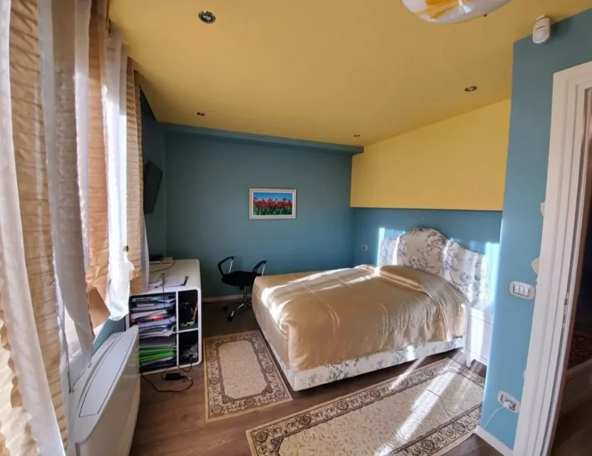 Tirane, jepet me qera apartament 2 Katshe Kati 0, 599 m² 5.000 € (Teg)
