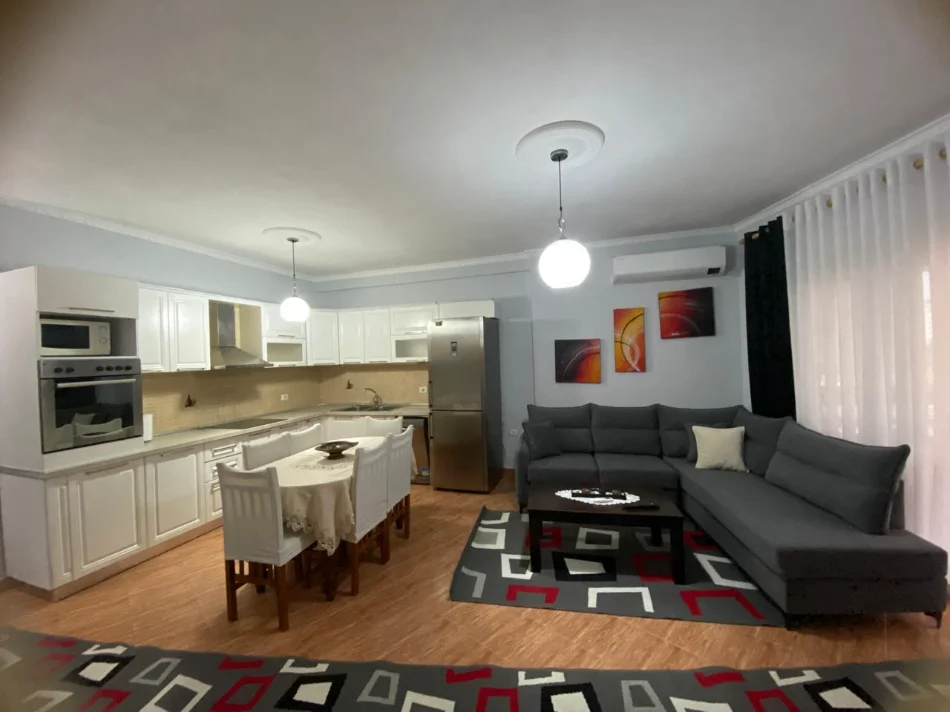 Tirane, jepet me qera apartament 2+1+Ballkon Kati 6, 100 m² 500 € (Astir)