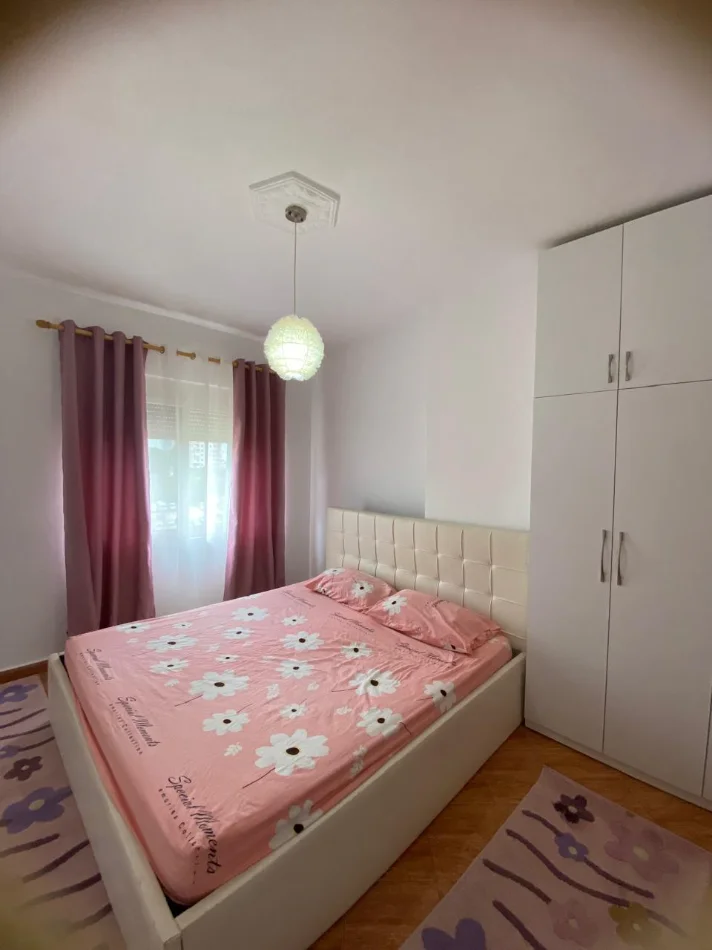 Tirane, jepet me qera apartament 2+1+Ballkon Kati 6, 100 m² 500 € (Astir)