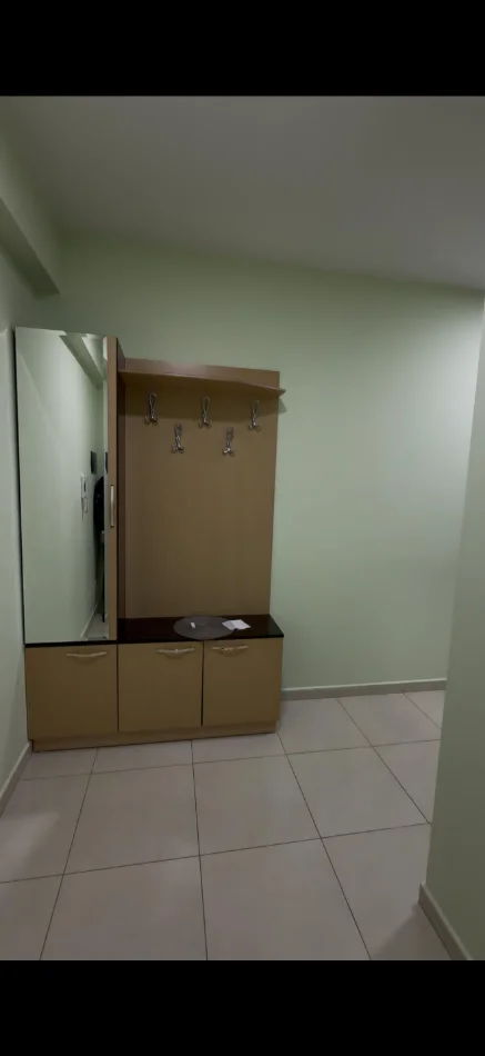 Tirane, jepet me qera apartament 1+1+Aneks+Ballkon Kati 4, 600 €