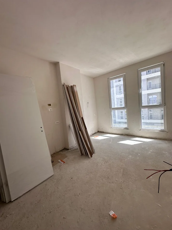 Tirane, shitet apartament 3+1+Aneks+Ballkon Kati 2, 112 m² 130.000 € 