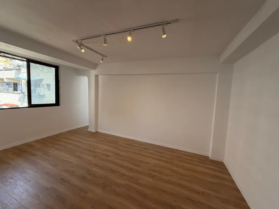 Durres, shitet apartament 2+1 Kati 5, 90 m² 103.000 € (Ish Rajoni i Policis)