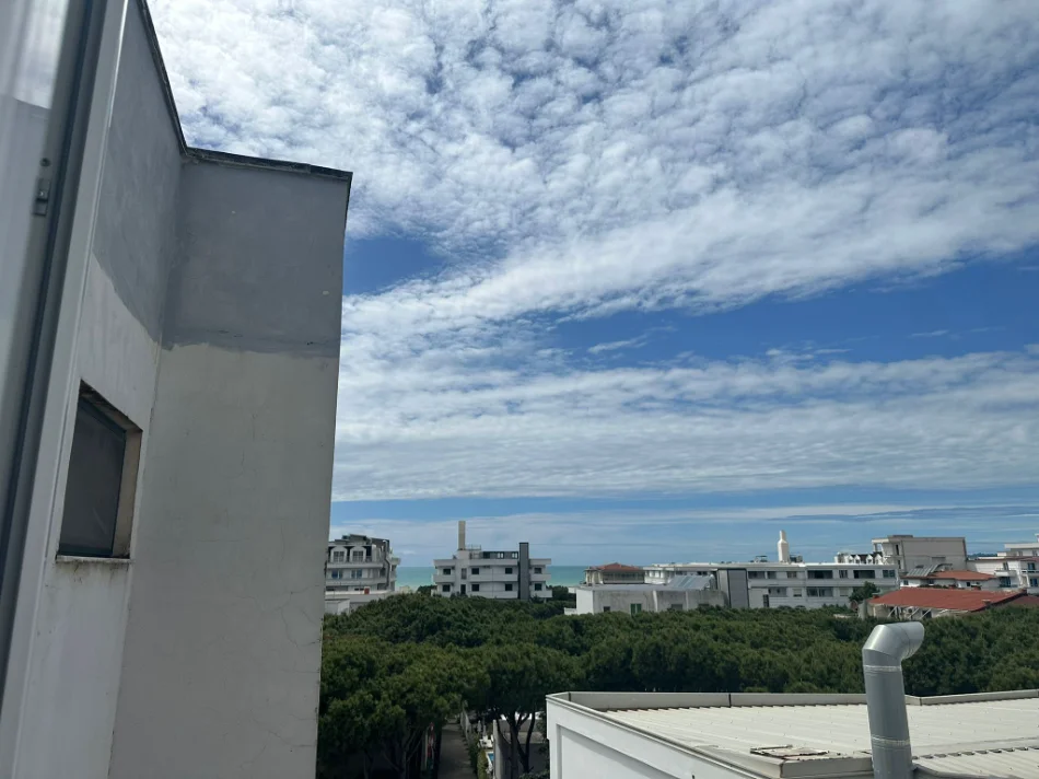 Durres, shitet garsonier Kati 6, 32 m² 42.000 € (Mali i Robit)