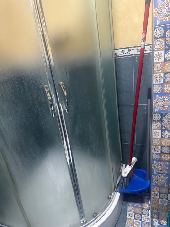 Tirane, jepet me qera Apartament 1+1 Kati 4, Mobiluar, Çmimi 40.000 Leke te Reja, tek Pediatria, Tiranë.