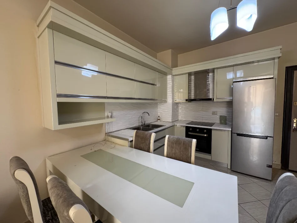 Tirane, shitet apartament 1+1+Ballkon Kati 6, 70 m² 145.000 € (KOMPLEKSI LEONORE)