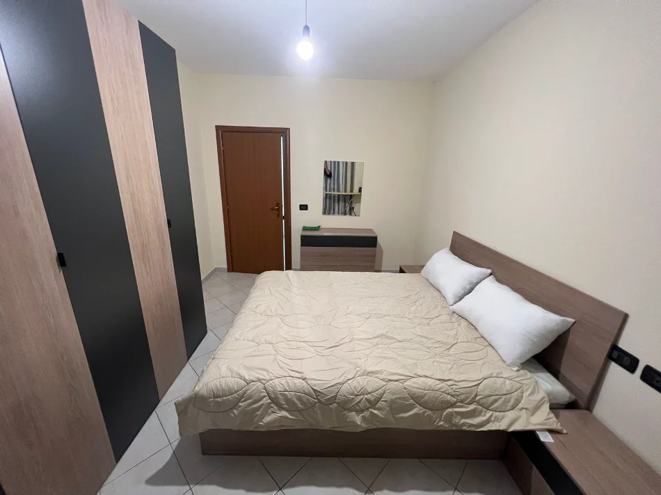 Tirane, jepet me qera Apartament 1+1 Kati 4, 65 m², Çmimi 52.000 Lekë të Reja, në ASTIR,Tiranë.