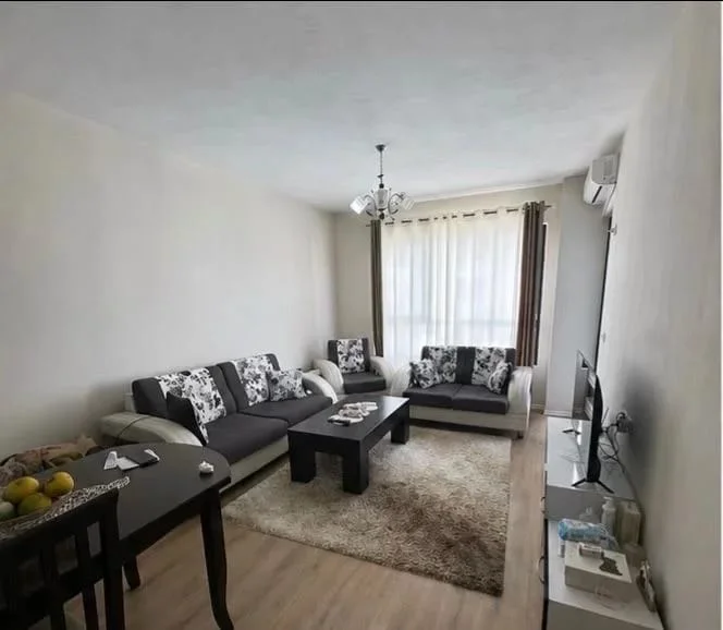 Tirane, jepet me qera apartament 1+1 Kati 4, 70 m² 350 € (Kamëz)