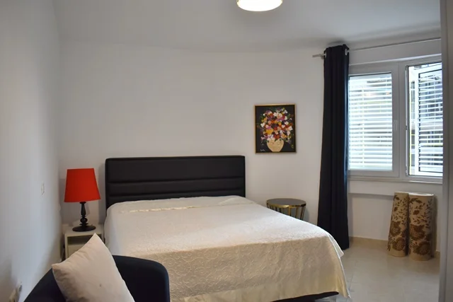 Tirane, jepet me qera apartament 3+1+Aneks+Ballkon Kati 7, 1.200 € 
