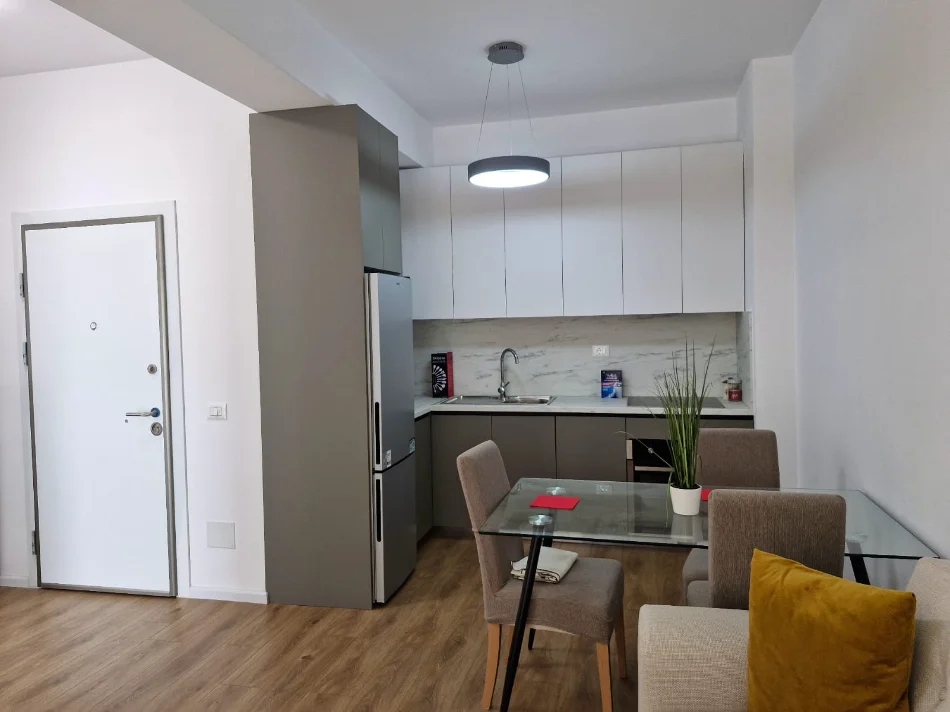 Tirane, jepet me qera apartament 1+1+Ballkon Kati 6, 61 m² 450 € (Pasho Hysa, Kaimi)