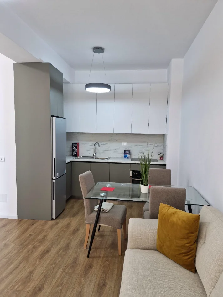 Tirane, jap me qera apartament 1+1+Ballkon Kati 6, 61 m² 449 € (Pasho Hysa, Kaimi)