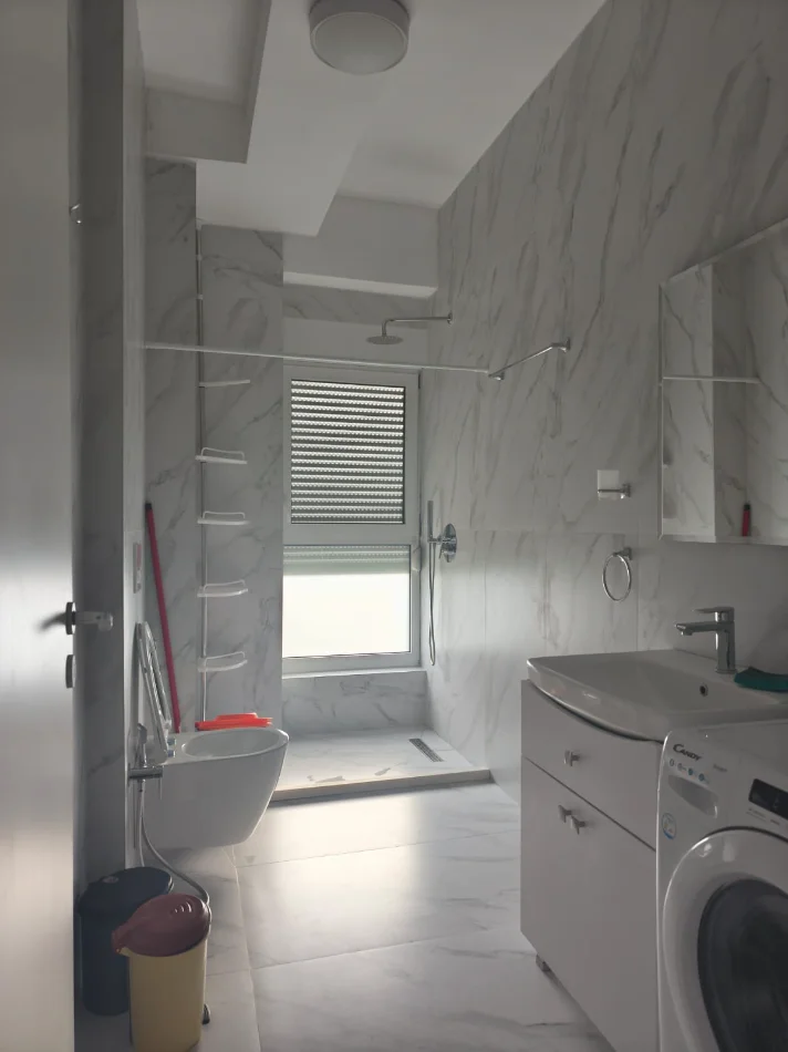 Tirane, jepet me qera apartament 2+1+Ballkon Kati 4, 100 m² 520 € (Pasho Hysa, Kaimi)