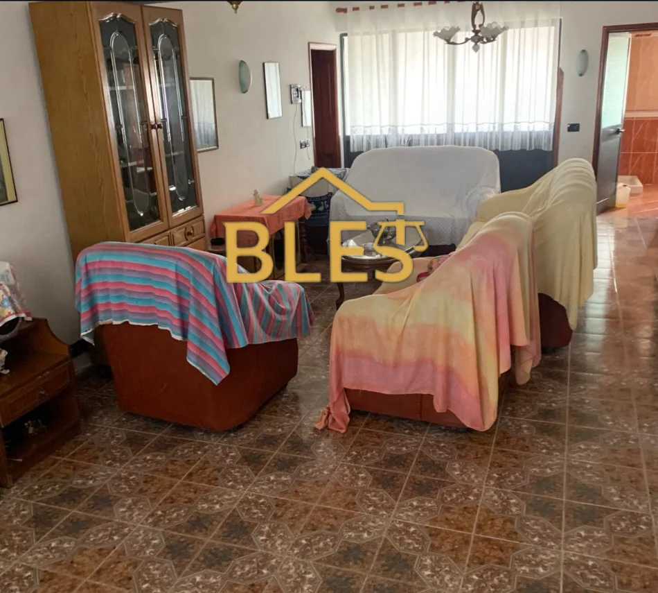 Durres, shitet Vile 3 Katshe , 707 m² 500.000 € (Shijak)