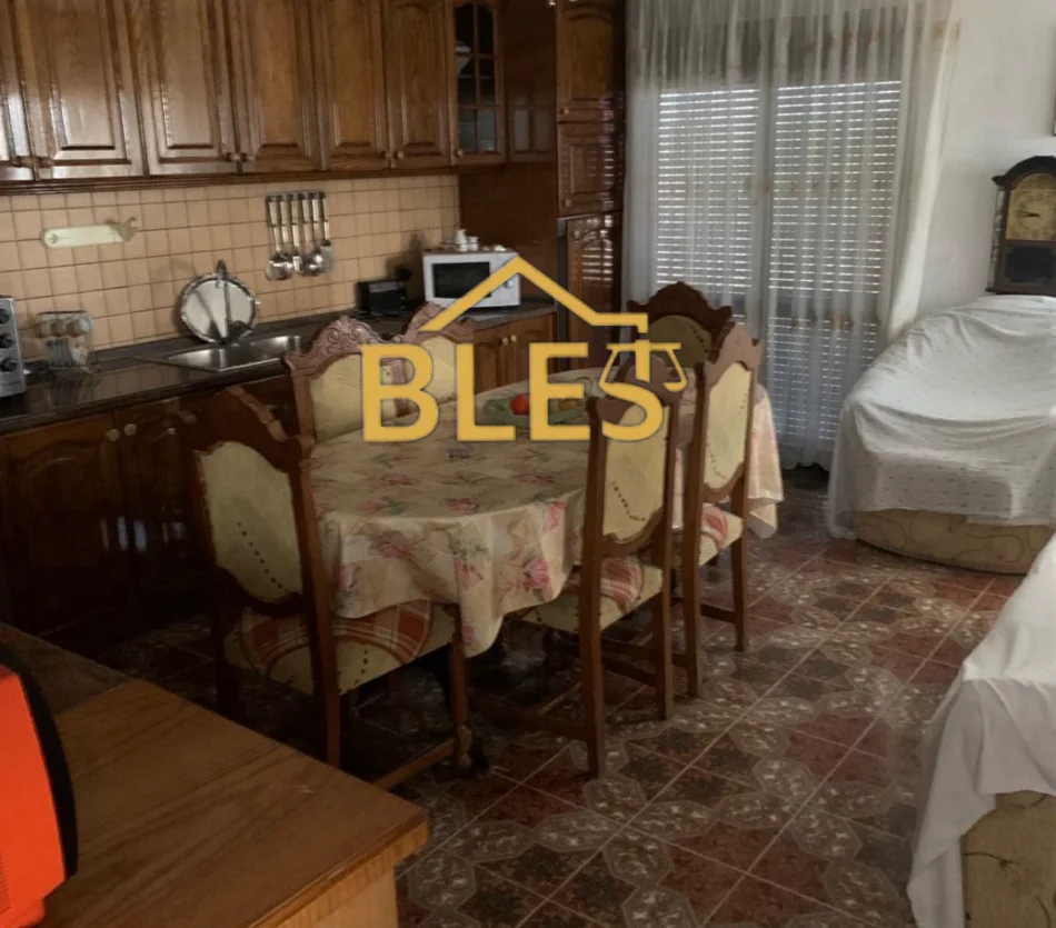 Durres, shitet Vile 3 Katshe , 707 m² 500.000 € (Shijak)