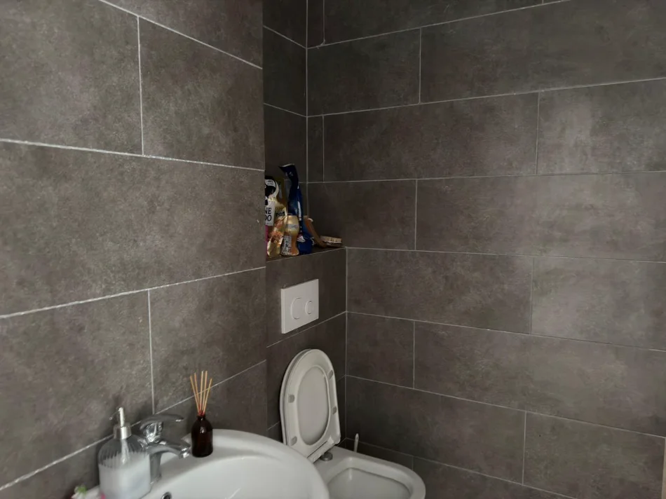 Tirane, shitet apartament 3+1 Kati 6, 123 m² 200.000 € (Pasho Hysa)