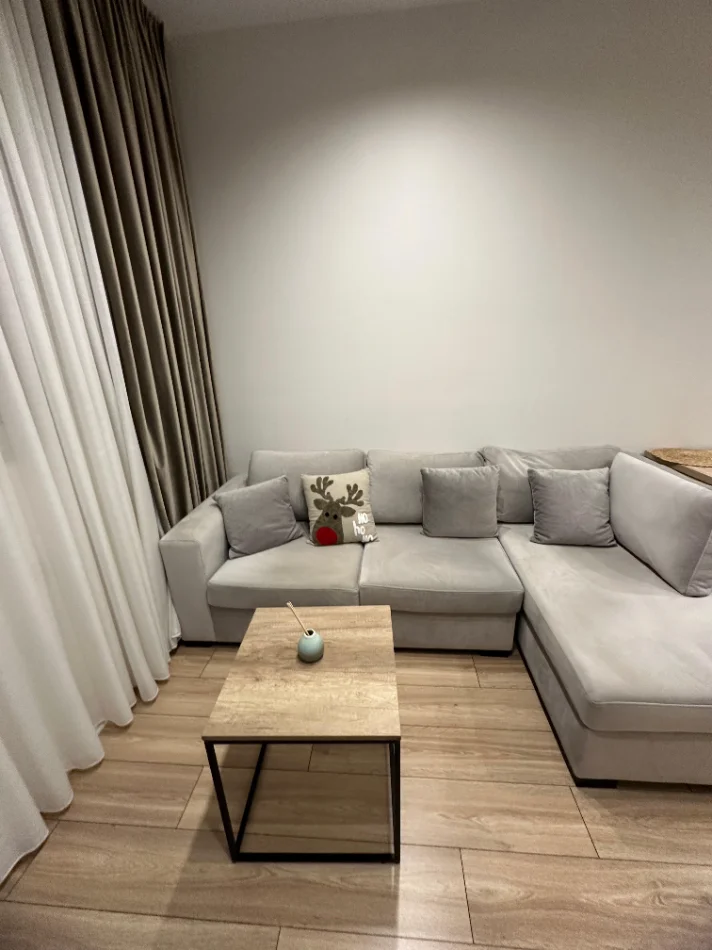 Tirane, shitet apartament 1+1+Ballkon Kati 2, 1 m² 890.001 €