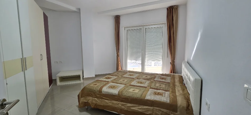 Tirane, shitet apartament 1+1+Ballkon Kati 3, 65 m² 117.900 € (Rezidenca kodra e diellit)