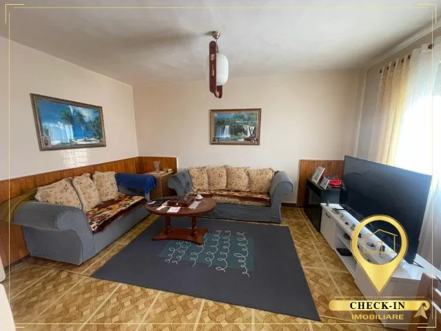 Tirane, shitet apartament 2+1+Aneks+Ballkon Kati 3, 73 m² 130.000 € (Rruga Sali Dobrani)