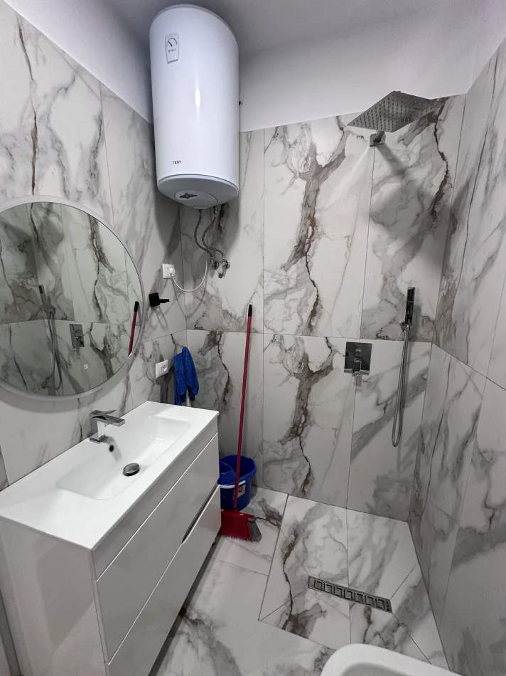 Tirane, shitet apartament 1+1 Kati 0, 54 m² 89.000 € 