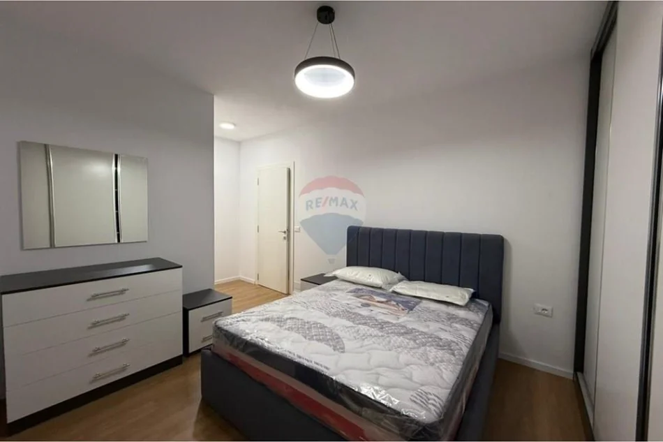 Apartament 2+1+2 Për Qira në Fresk