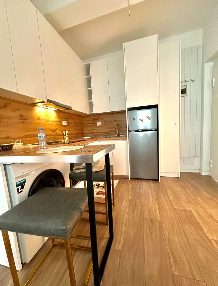 Tirane, jepet me qera apartament 1+1 Kati 1, 38 m² 360 € (Pasho Hysa, Mangalem)