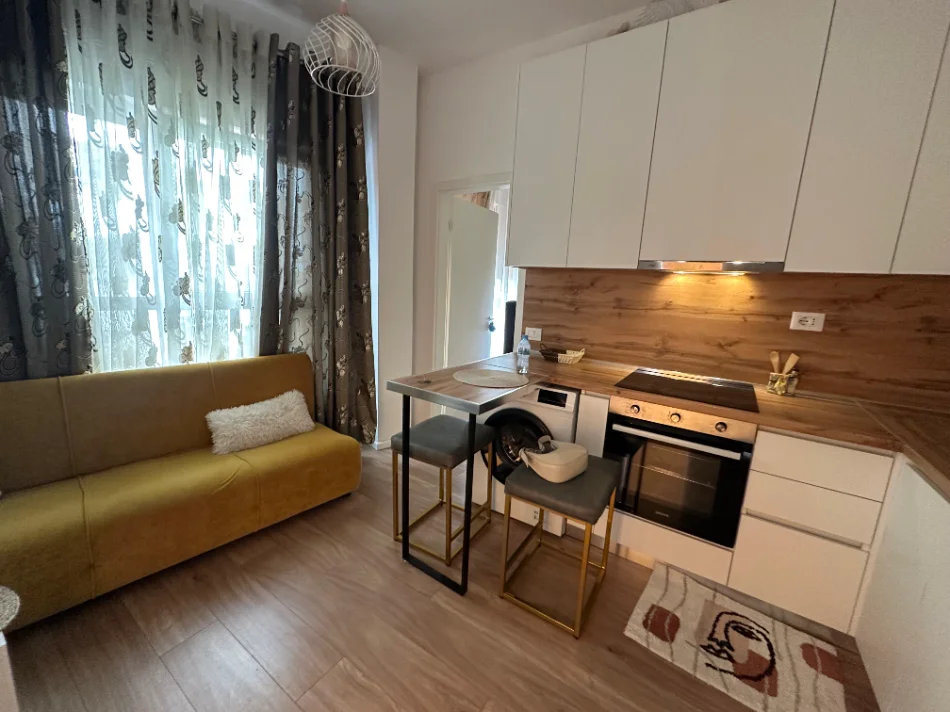Tirane, jepet me qera apartament 1+1 Kati 1, 38 m² 360 € (Pasho Hysa, Mangalem)