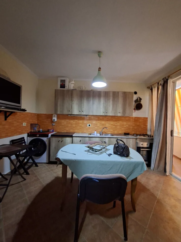 Tirane, shitet apartament 3+1+Aneks+Ballkon Kati 1, 135 m² 185.000 € (YZBERISHT)