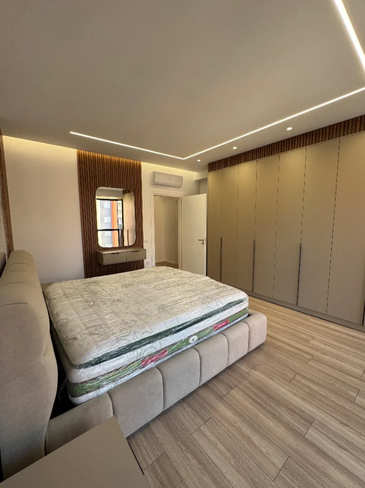 Tirane, jepet me qera apartament 2+1+Ballkon Kati 6, 110 m² 730 € (Sokrat Miho, Astir)