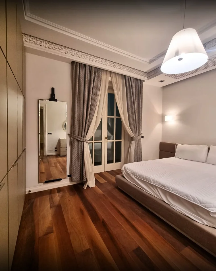 Tirane, jepet me qera apartament 1+1+Ballkon Kati 2, 70 m² 601 € 