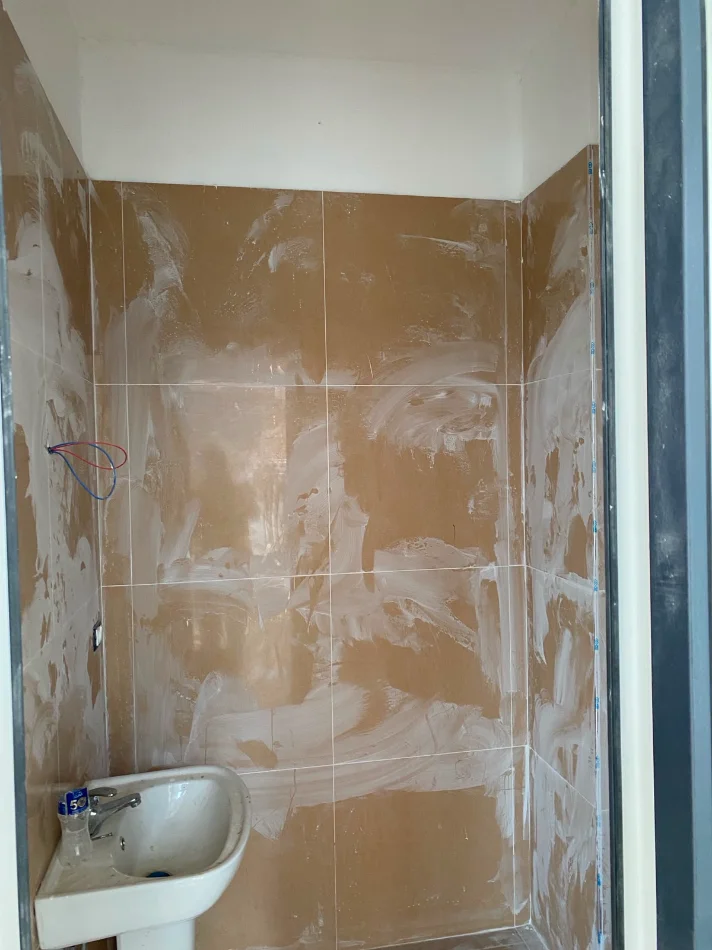 Tirane, jepet me qera ambjent biznesi Kati 0, 45 m² 1.500 € (Bulevardi i ri)