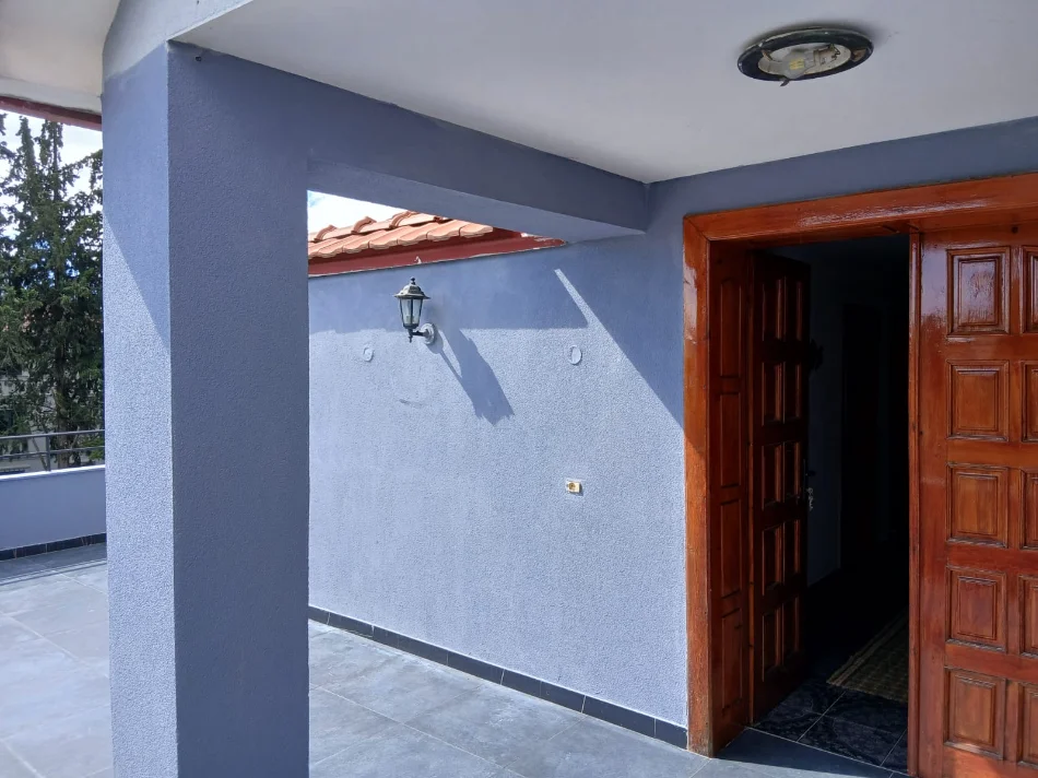 Tirane, jepet me qera apartament 1+1+Aneks+Ballkon Kati 3, 70 m² 295 € (Rruga Mihal Grameno)