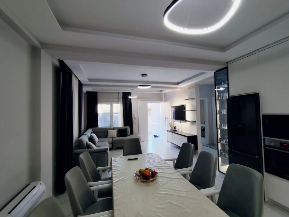 Jepet me Qira Apartamenti- Selite