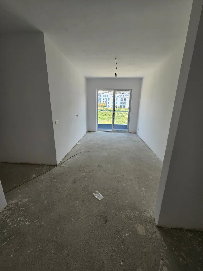 Tirane, shitet apartament 2+1+Ballkon , 89 m² 142.000 € (Muraga, Fresk)