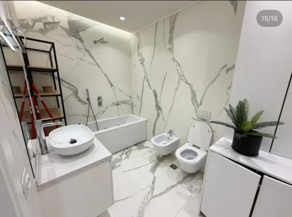 Tirane, jepet me qera apartament 2+1 Kati 3, 250 m² 1.100 € (TEG)