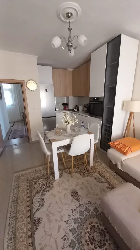 Tirane, shitet apartament 2+1 Kati 5, 72 m² 195.000 € (Bulevardi Zogu I)