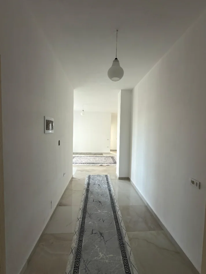 Tirane, shitet apartament 2+1+Ballkon Kati 2, 115 m² 134.001 € 