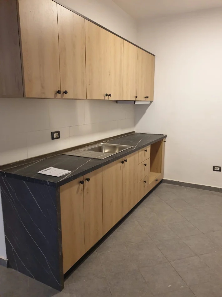 Tirane, jepet me qera apartament 2+1+A+BLK Kati 2, 120 m² 40,000 leke (Rr. Muhamet Deliu, Fresk)