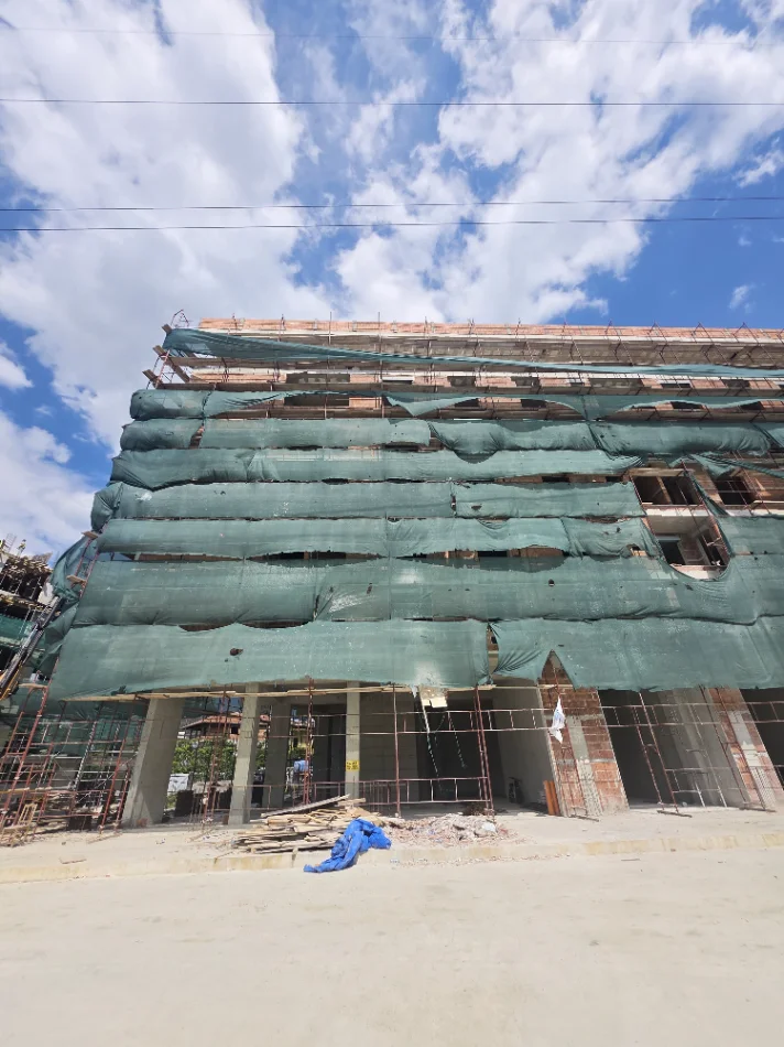 Tirane, shitet apartament , (Babrru, Monark Residence)