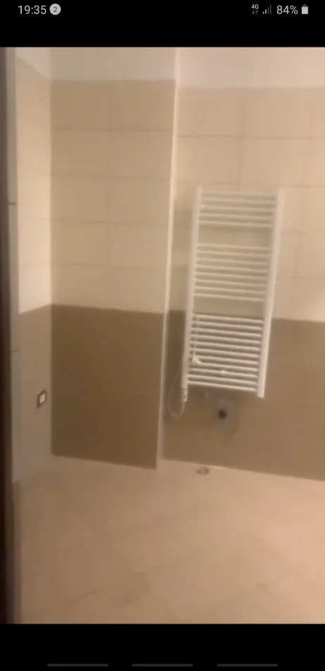 Tirane, jepet me qera apartament 2+1+A+BLK Kati 2, 120 m² 40,000 leke (Rr. Muhamet Deliu, Fresk)