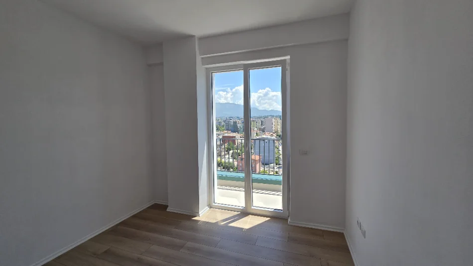 Tirane, shitet apartament Kati 10, 137 m² 520.000 €