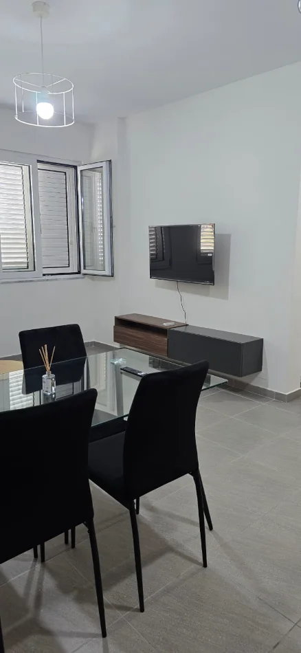 Tirane, jepet me qera Apartament 1+1 Kati 4, 50 m², Çmimi 50.000 Lekë të Reja, (Pranë KESH-it, Vasil Shanto, Tiranë.)