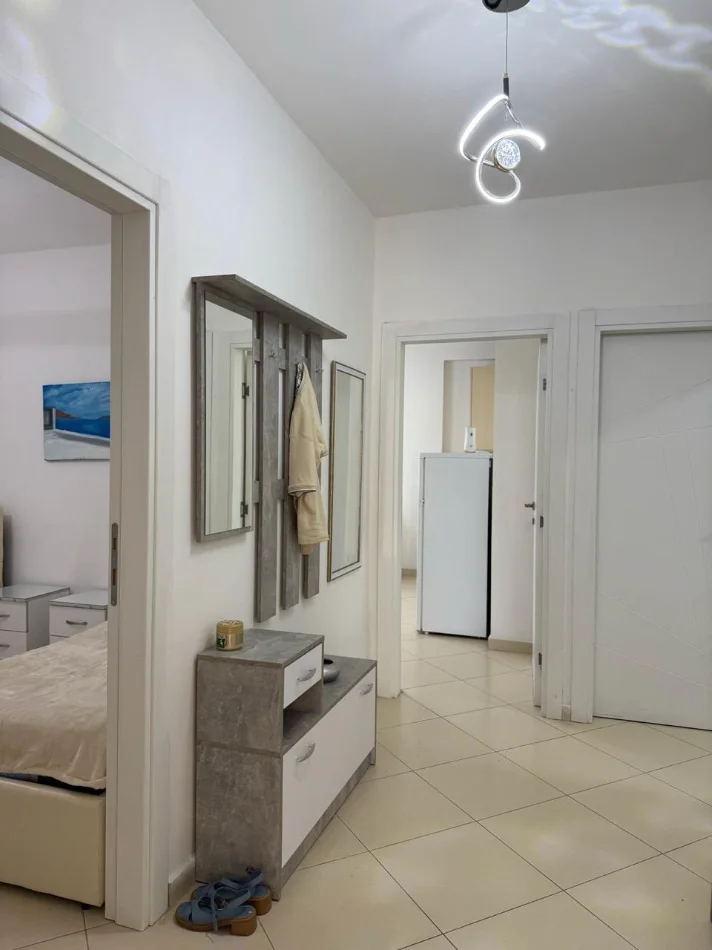 Tirane, jepet me qera apartament 2+1+Ballkon Kati 4, 80 m² 750 € (Ing e Ndertimi)
