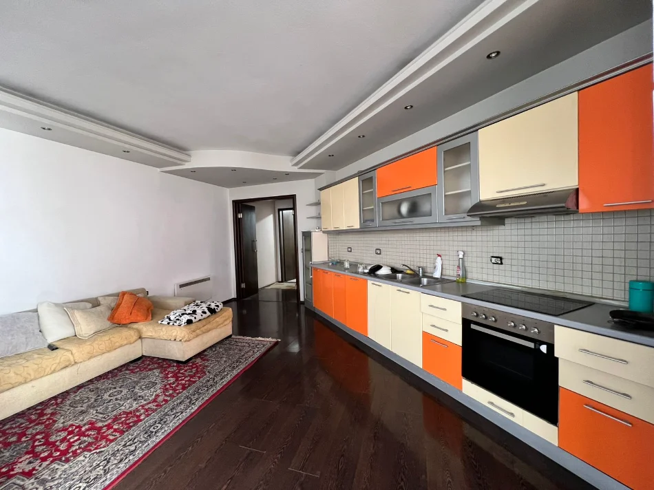 Tirane, shitet apartament , 113 m² 250.000 € 