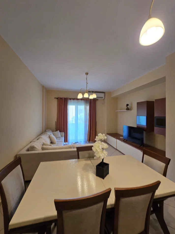 Tirane, jap me qera apartament 2+1 Kati 5, 120 m² 850 € (Zogu i zi)