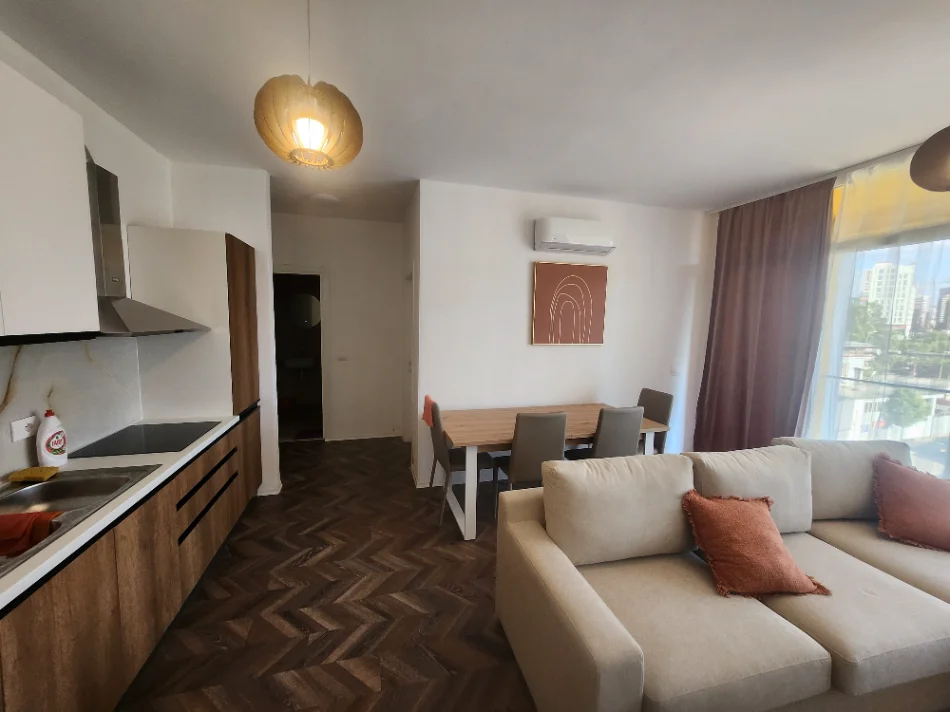 Tirane, jepet me qera apartament 2+1 Kati 3, 81 m² 550 € (Paskuqan)
