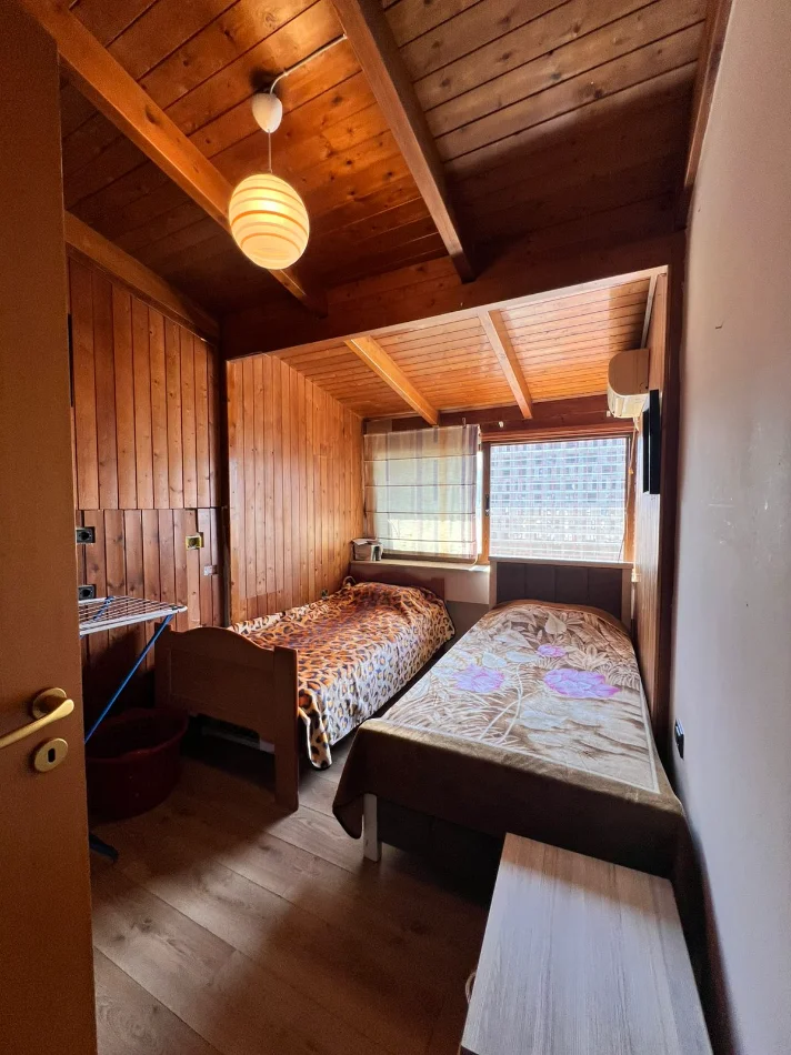 Tirane, shitet apartament , 140 m² 200.000 € 